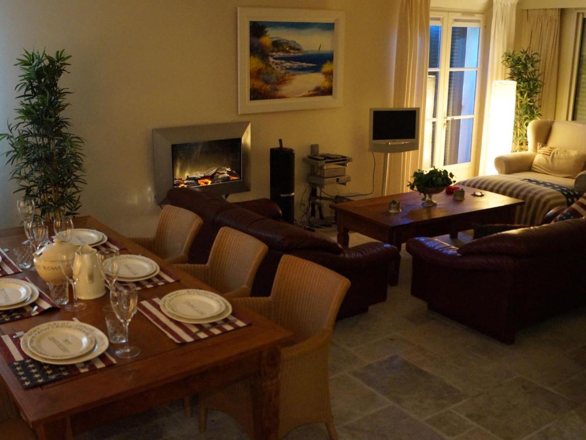 Villa In Antheor With Private Swimming Pool Saint-Raphaël Esterno foto